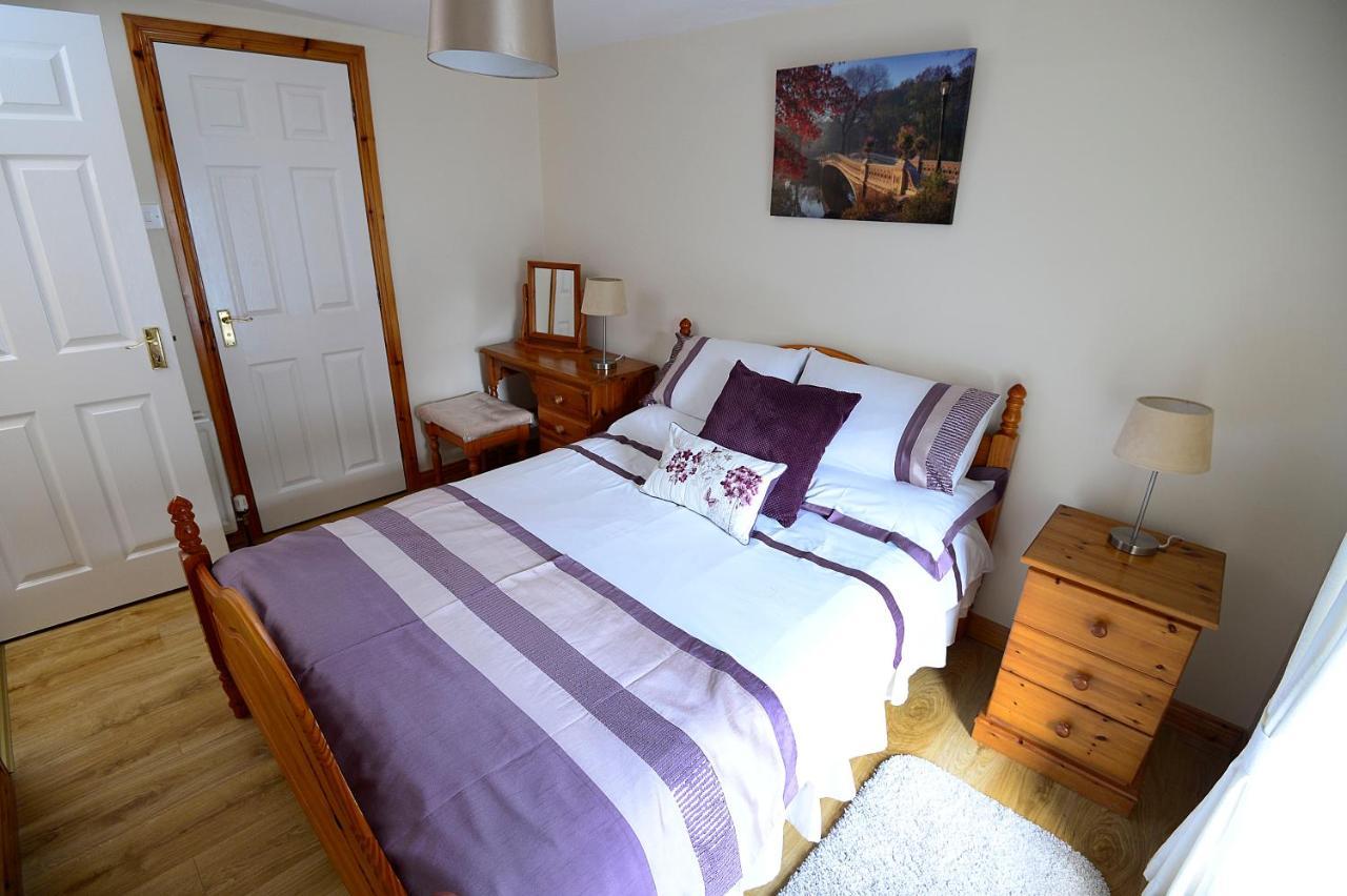 Village Cottage Bushmills Bagian luar foto